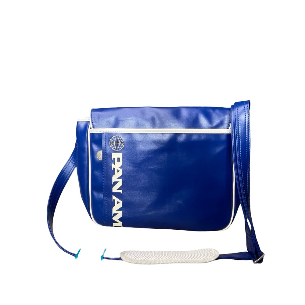 Pan Am Retro Flight Bag – Royal Blue (NWT)